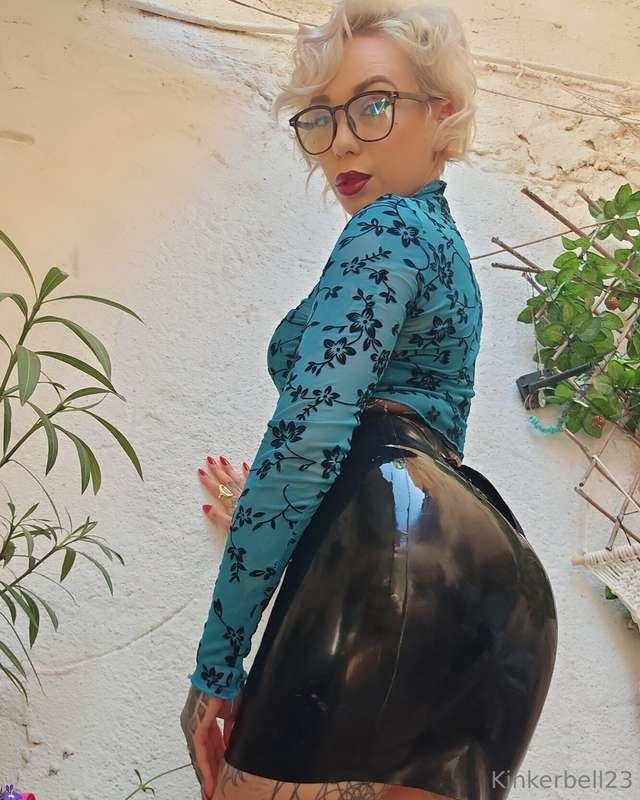 Who helping me shine my Latex today?