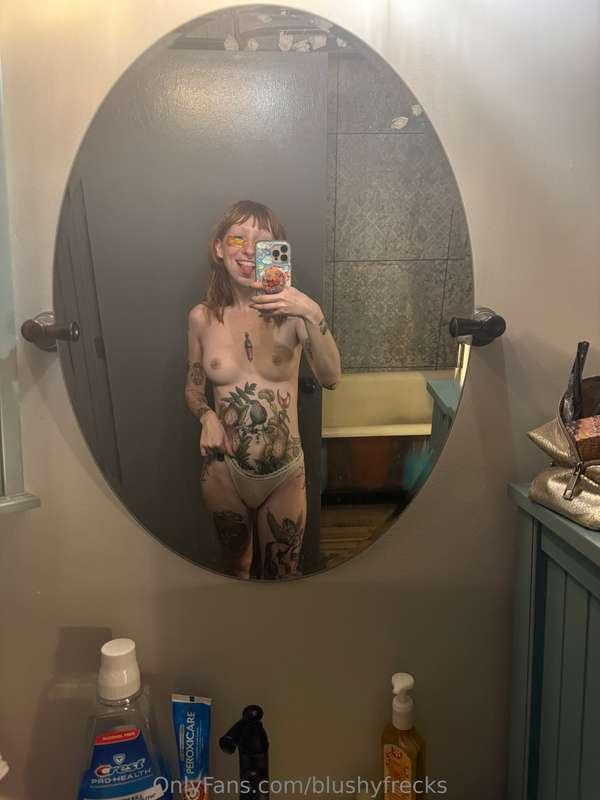 blushyfrecks image #0