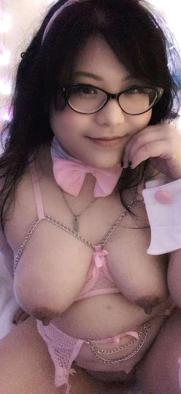 Bonus nudes have been sent to last Sunday's top 3 tippers!! 
Thank you guys soooo much for treating me extra nice!!! 
I slept so well thanks to you!!!! ;w;🌸

I'll be back tomorrow @ 4 PM EST/9 PM GMT for a Halloween special stream!!! ^^ 🔥

xoxo Sinnamon 
-------------------------
#booba #boobs #breasts #tits #nipples #lingerie #stream #streamer #vr #lewdtuber #thicc #asian #filipina #glasses #pink #kawaii #egirl #vtuber #bunny #bunnygirl #fyp 