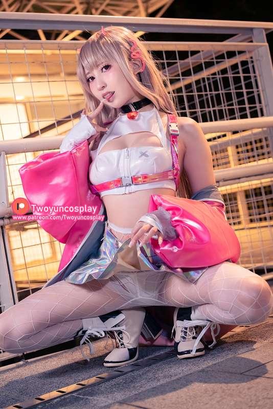 January's Tier 3 bonus reward is Viper's photo set!