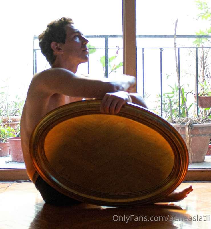 Wanna see what's in the other side of the mirror? (: