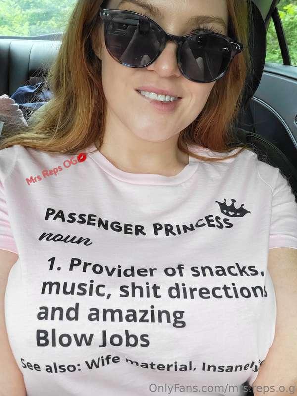 Do you love my new Tshirt? And will you take me along on you..