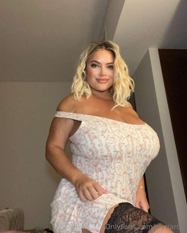 Forget brunch - I’m your sweetest weekend treat Ready to hav..