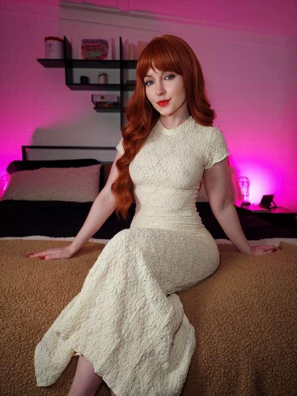 "Homewrecker's Feet and Wet Pussy" photo set-Obsessed with t..