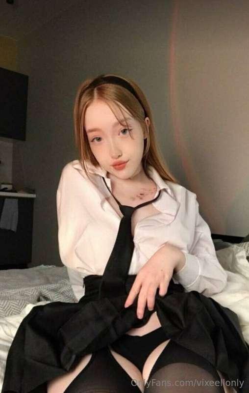 🔥 STOP SCROLLING 🔥@baby_birdd
She is waiting for you 
@baby_..