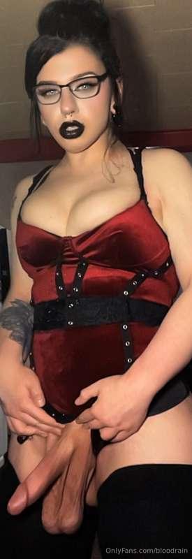 These big, full, bouncy balls need to be fucking drained 😈 I..