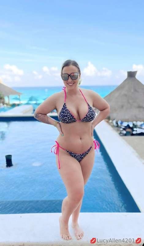 Probably my favorite swimming suit currently.