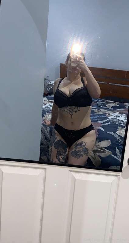 I love black. 😈