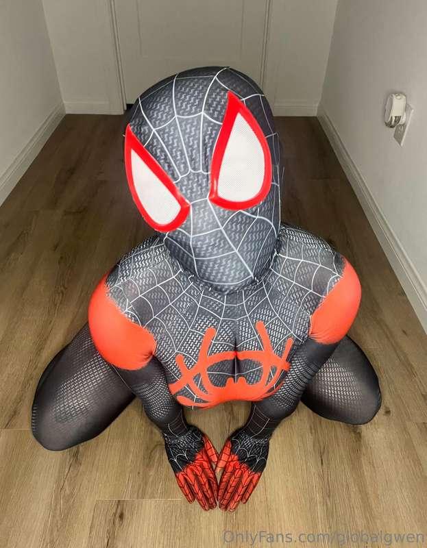 Do you wanna help me test out my new found powers? Don't wor..