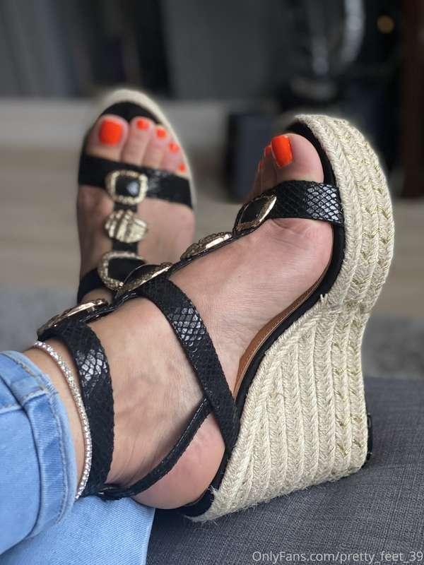 You all know I more high heels girl but this WEDGES I just l..
