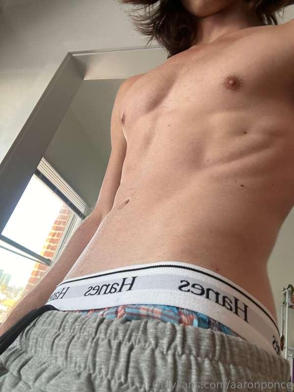 spam likes if your horny for me 🍆