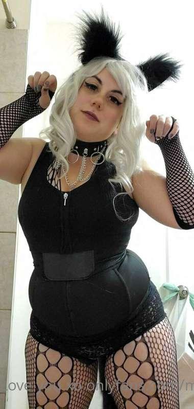 What do you imagine when you jerk off?