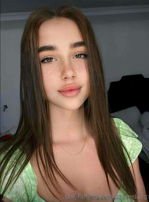 🔥𝐅𝐑𝐄𝐄🔥𝐅𝐑𝐄𝐄🔥𝐅𝐑𝐄𝐄🔥
This innocent cutie @lanagingerfree loves t..