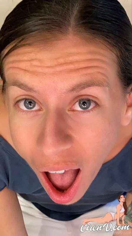 Who wants to see and facial video of me shooting a load on C..