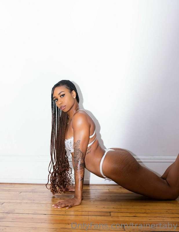 what’s your fav position? ✍🏽⬇️