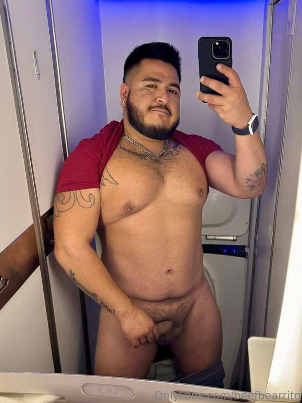 Some airplane nudes. Video coming soon.