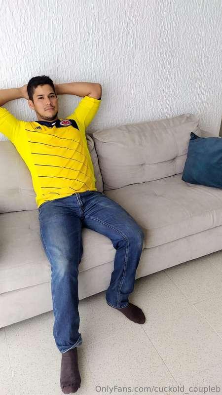 cuckold_coupleb image #8