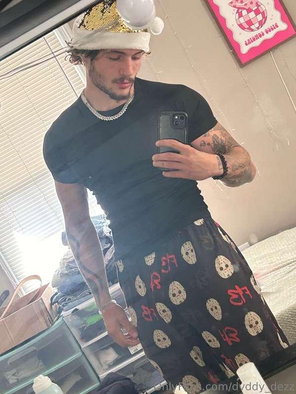 Happy holidays to my second family <3 love y'all