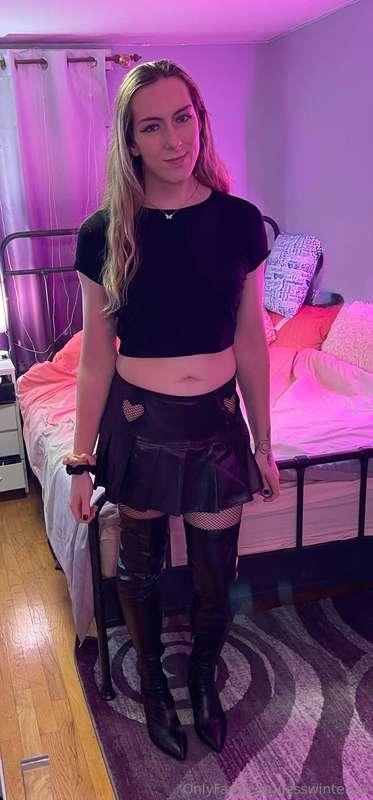 Babessss I love you alllll!! Btw , got some new toys for thi..