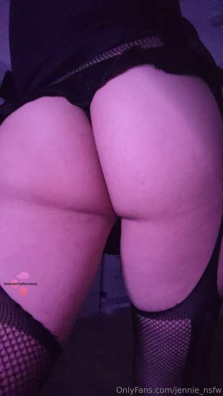 Mini skirt go brrrr