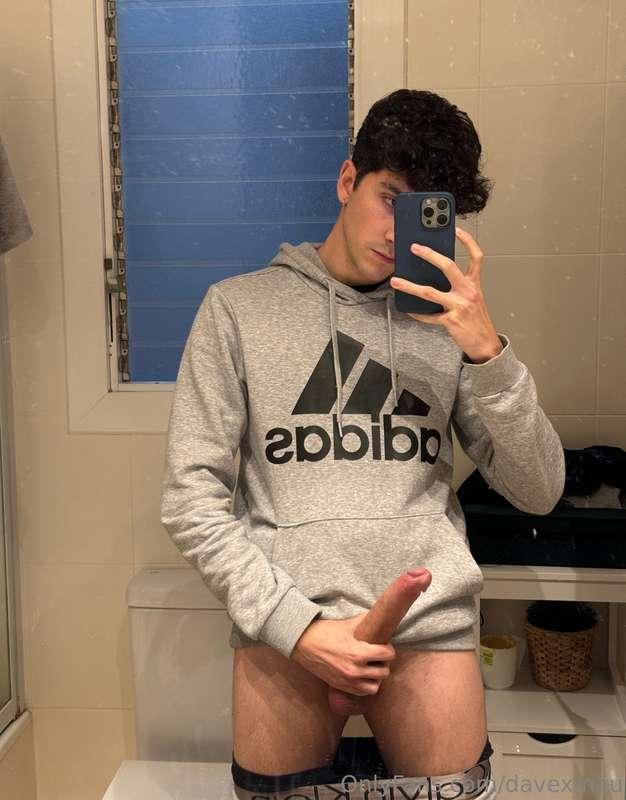 Just arrived home from the gym 🥵