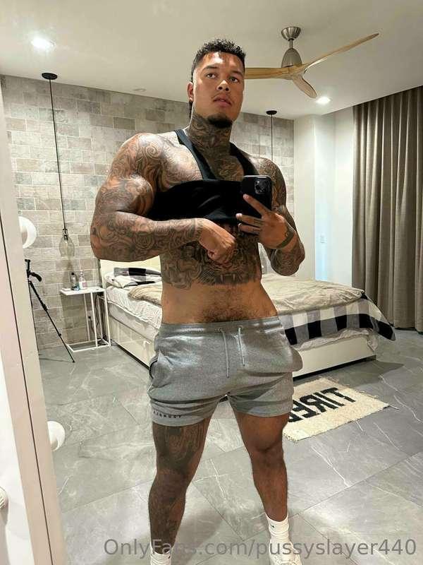 Can you handle being DOMINATED by Daddy?!😈