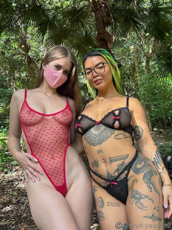 You never know what you'll find in the Aussie bush 😜 @akiraz..