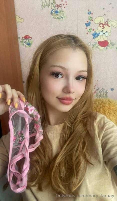 18 Y.O. QUEEN 😍 @little_shelly wants to be fucked HARD 😋 @li..