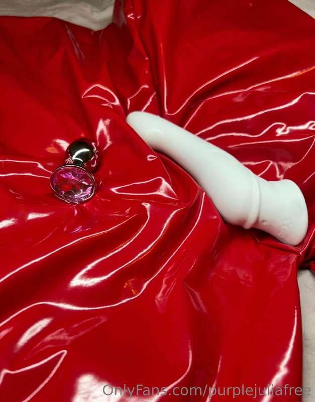 Hot video🔥 with this two toys together😜If you are anal lover..