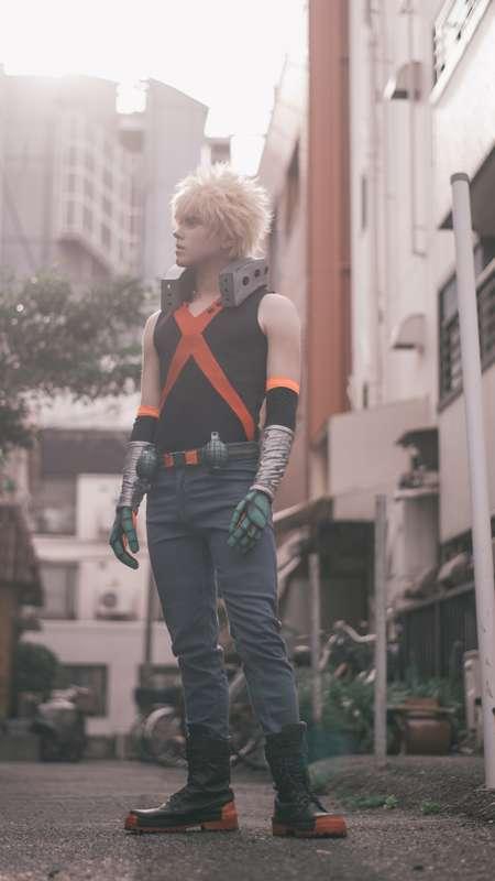 Bakugou in jeans extra