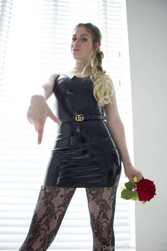 Kneel in Front of Me... Have you been a Good Boy?😈