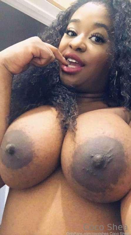 Want to suck my titties, or cum on them?👀😅