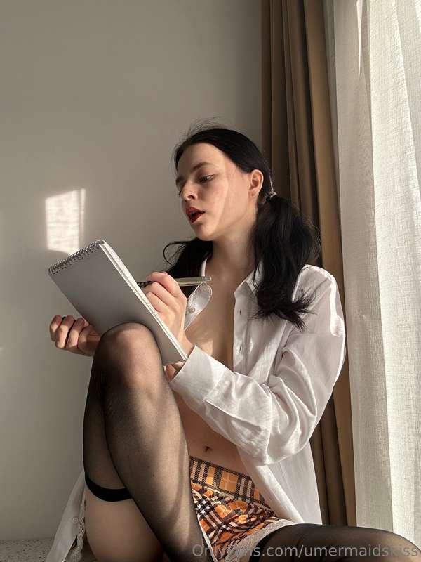 Just a little 'study' break… 📚😜 Sometimes the best ideas com..