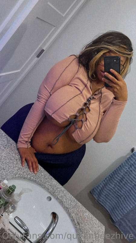 queenbeezhive image #0