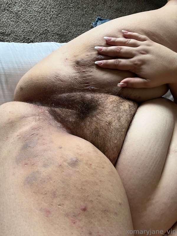 Do you think it’s time for me to wax my pussy again?😋