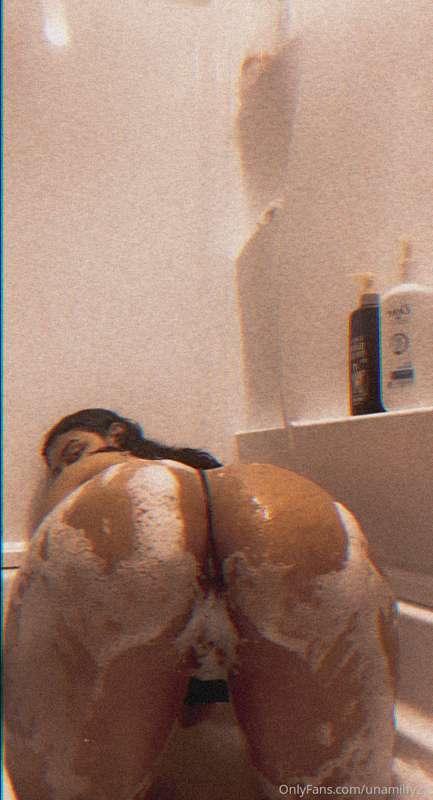 LIKE if you wish you were here to rinse me off n get that pe..