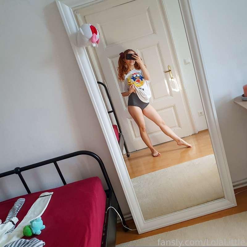 remember when i asked you about your recommentation for zelda games - well i am absolutely obsessed with breath of the wild💗 i literally dont go anywhere without my switch hihi. i am a sucker for open word games with lots of freedom and beautiful scenery, think is is my favorite since skyrim. i'll be obsessed with botw for a while but anything else you think i could enjoy playing after I played it through 3x? (already played lots of odyssey and cyberpunk)

#petite #legs #flat #egirl #nerdy #gamergirl #collegegirl #gamer #free #gfe #funsized #fyp