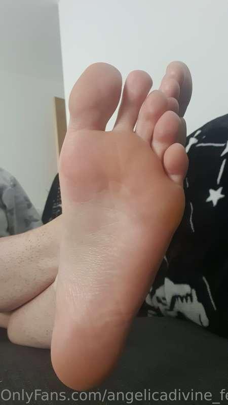 My tootsies are back!! 🥰