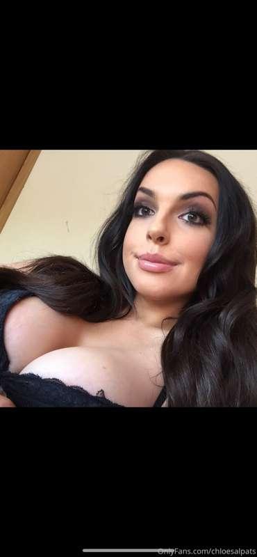 Bra on or off ? 🙈💦💦👅👅