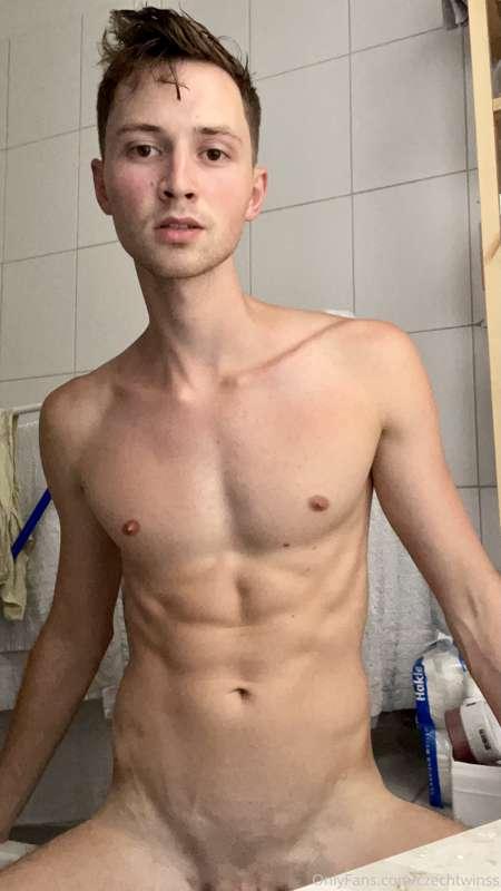 czechtwinss image #0