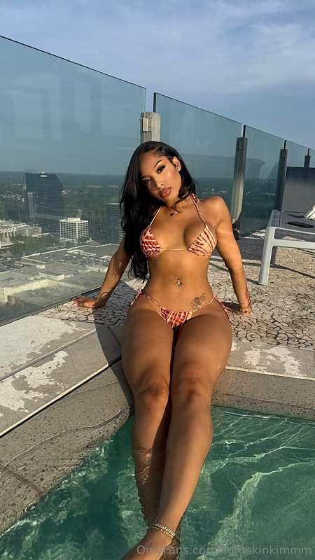 Is it hot in here or is it just me? 😋