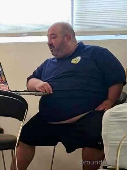 Candids a friend took that show how fat I really am
