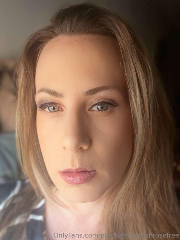 Looking at you ! X