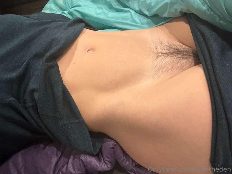 Feeling kinda sexy tbh 💦💦
