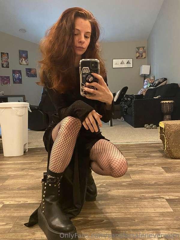 😘
