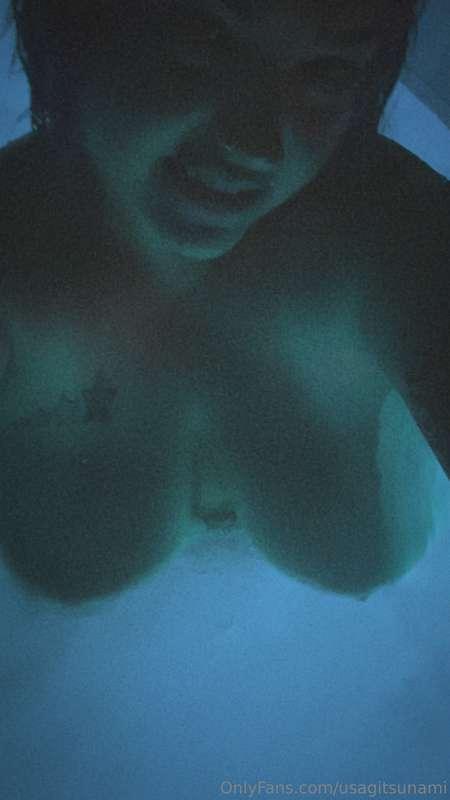 Topless hot tub time is always a good time 💦