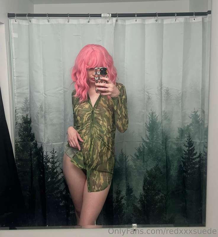 Having fun dressing up my new place & getting naked for uuuu..