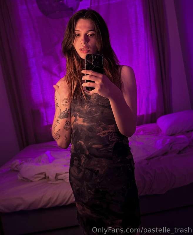 Do you like this dress? Do you like the way it hangs over my..