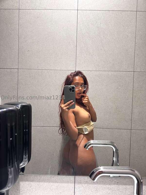Worked my glutes out 🍑🍑🍑