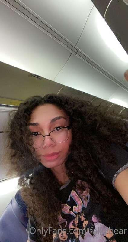 ugh i went to this nail place and they just fucked up my nai..